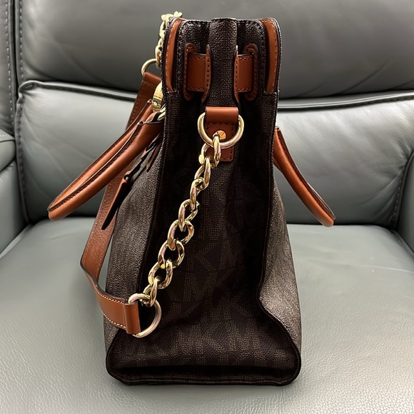 MK Hamilton Logo Tote/Shoulder bag - Picture 3 of 12